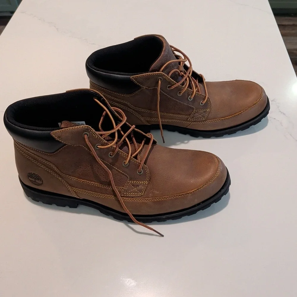 New Timberland Men's Attleboro Mid Lace-Up Chukka Boot Size 12